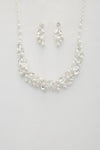 Leaf Pattern Pearl Crystal Necklace